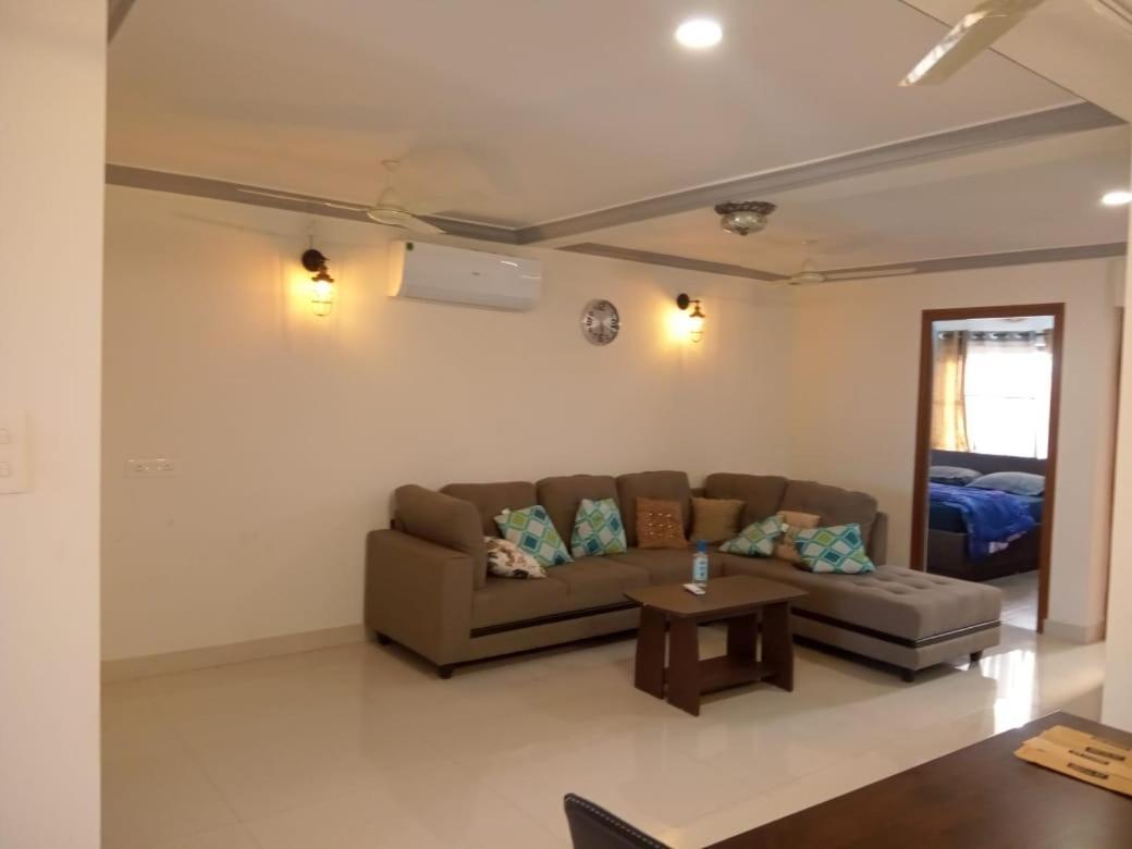 Super Hotel O Dabolim Near Goa International Airport Екстер'єр фото