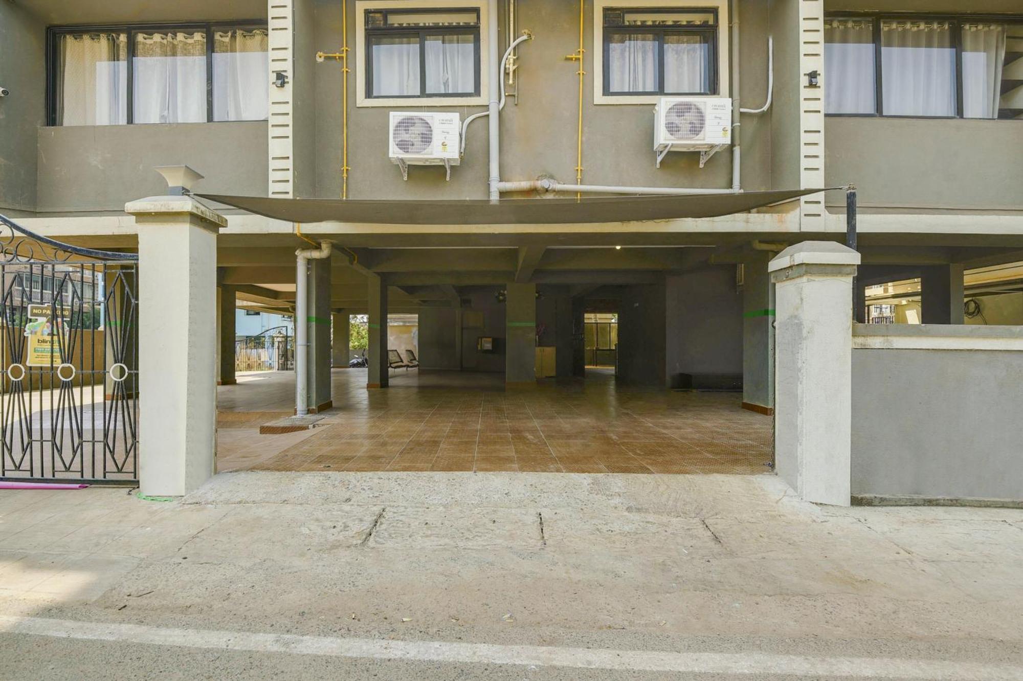 Super Hotel O Dabolim Near Goa International Airport Екстер'єр фото